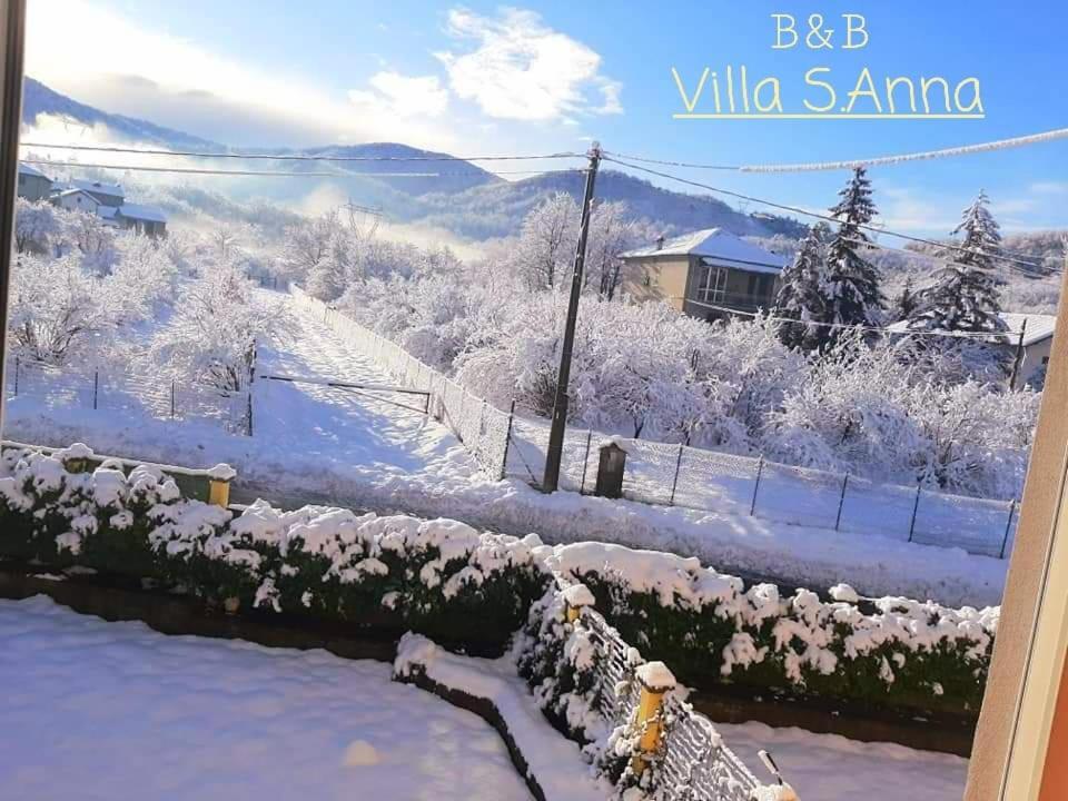 B&B Villa S. Anna Arquata Scrivia Rum bild